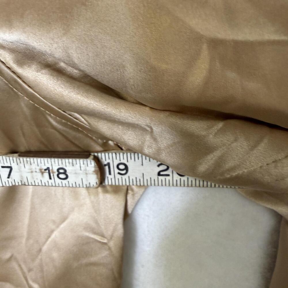 LILYSILK Shirt Womens Medium Beige Light Camel 100% Silk Button Front Top - Flaw - Picture 16 of 16